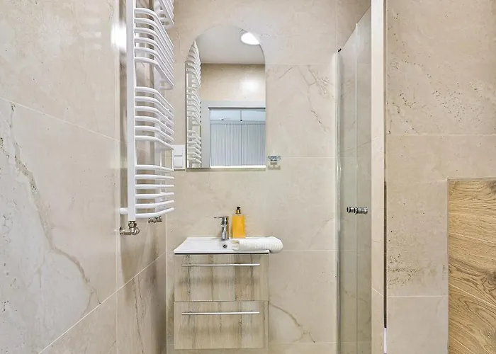 Apartment Pileckiego 59 Z Balkonem Bezplatny Parking By Perfect