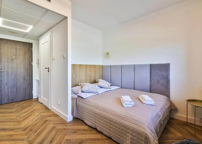 Pileckiego 59 Z Balkonem Bezplatny Parking By Perfect *