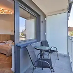 Pileckiego 59 Z Balkonem Bezplatny Parking By Perfect アパート *