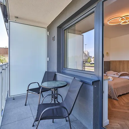 Apartman Pileckiego 59 Z Balkonem Bezplatny Parking By Perfect Varsó