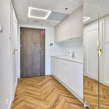 Apartamento Pileckiego 59 Z Balkonem Bezplatny Parking By Perfect Varsóvia