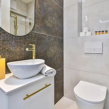 Pileckiego 59 Z Balkonem Bezpłatny Parking By Perfect Apartament