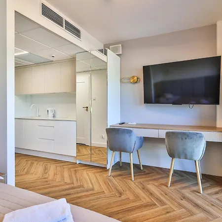 Apartament Pileckiego 59 Z Balkonem Bezpłatny Parking By Perfect