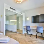 Pileckiego 59 Z Balkonem Bezplatny Parking By Perfect