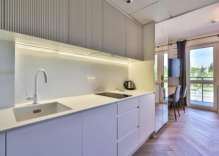 Pileckiego 59 Z Balkonem Bezplatny Parking By Perfect *